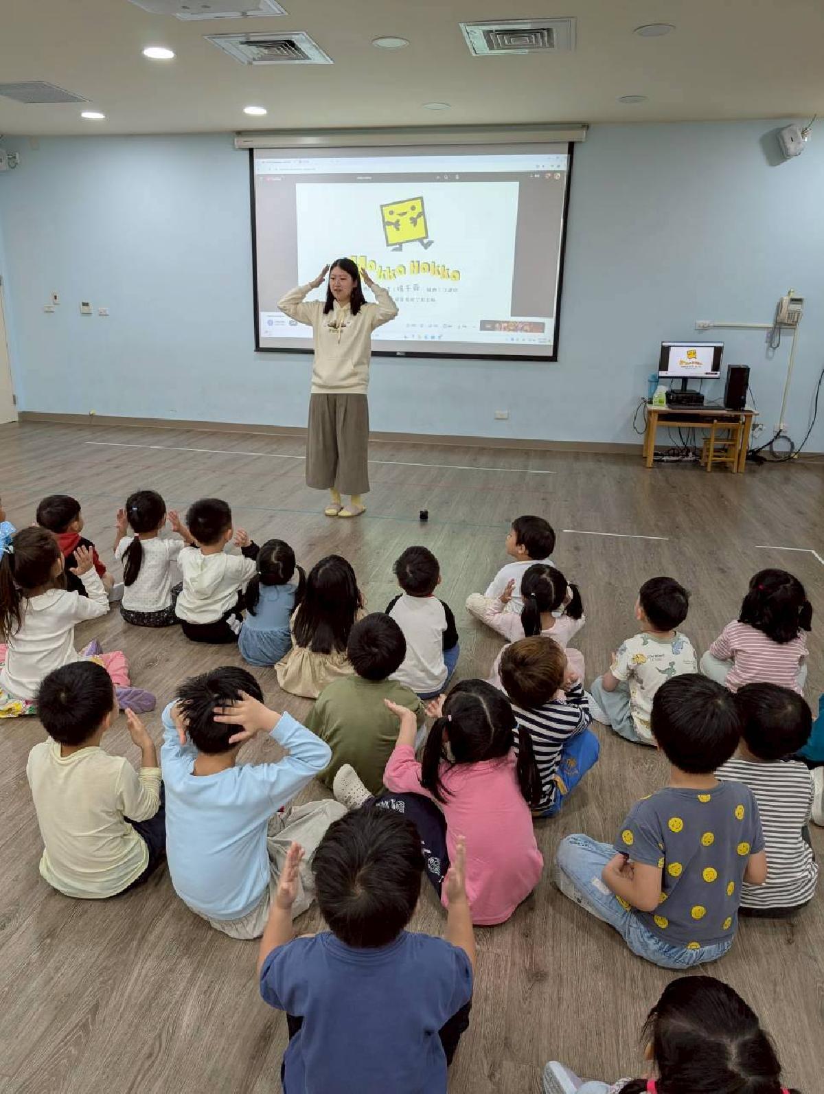 line_album_1150505客語教學_260508_12