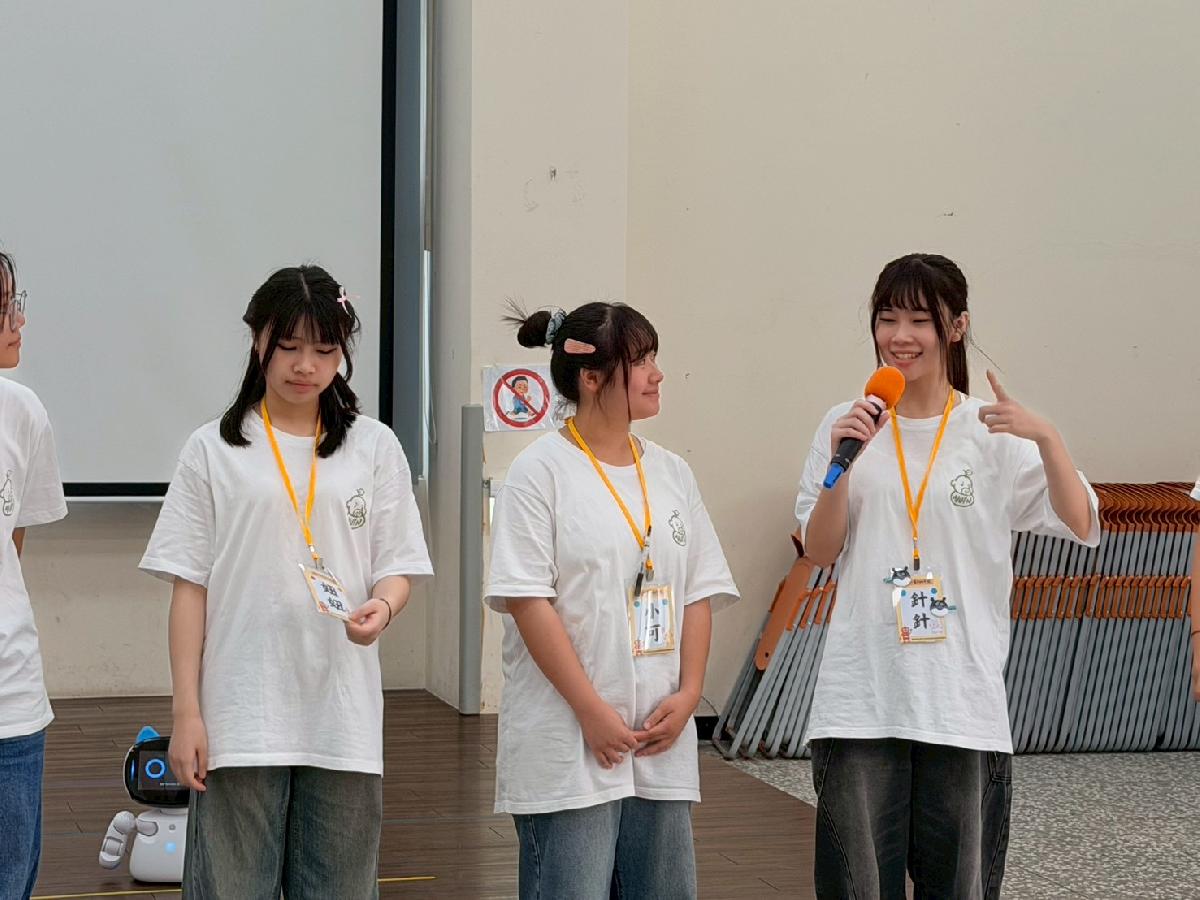 line_album_0706史懷哲營隊_260707_155