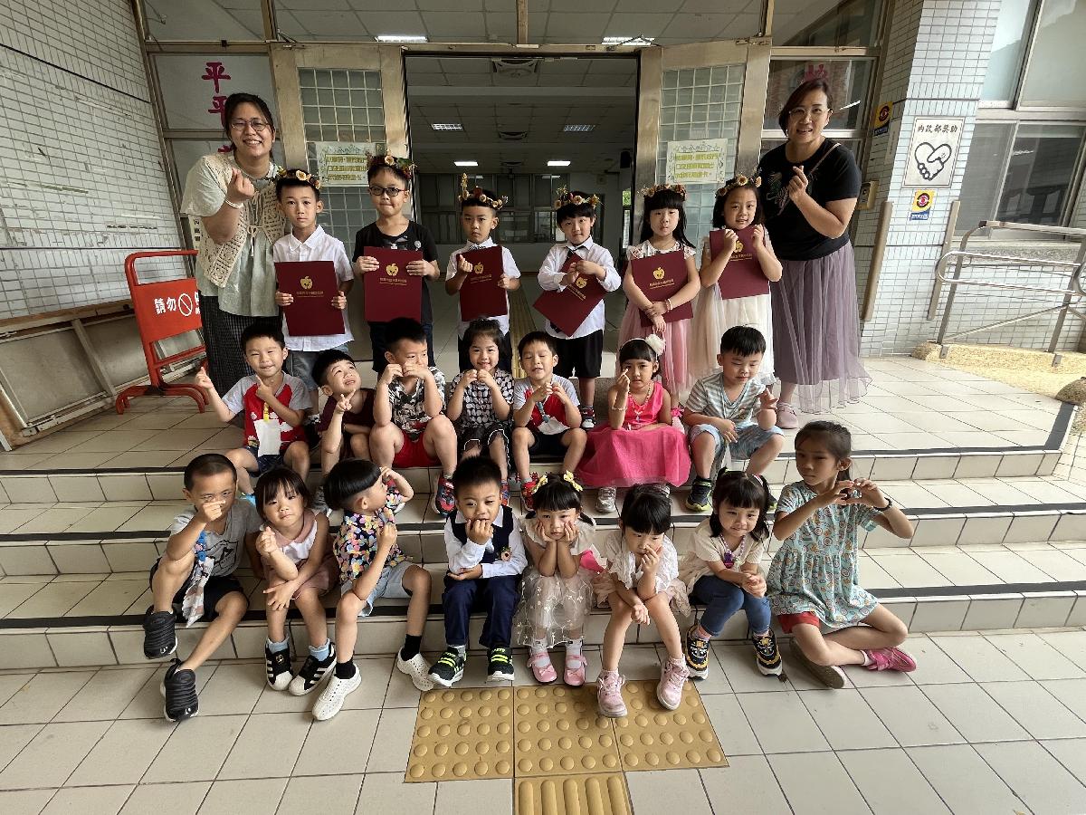 成長活動--畢業生授冠儀式 (2)