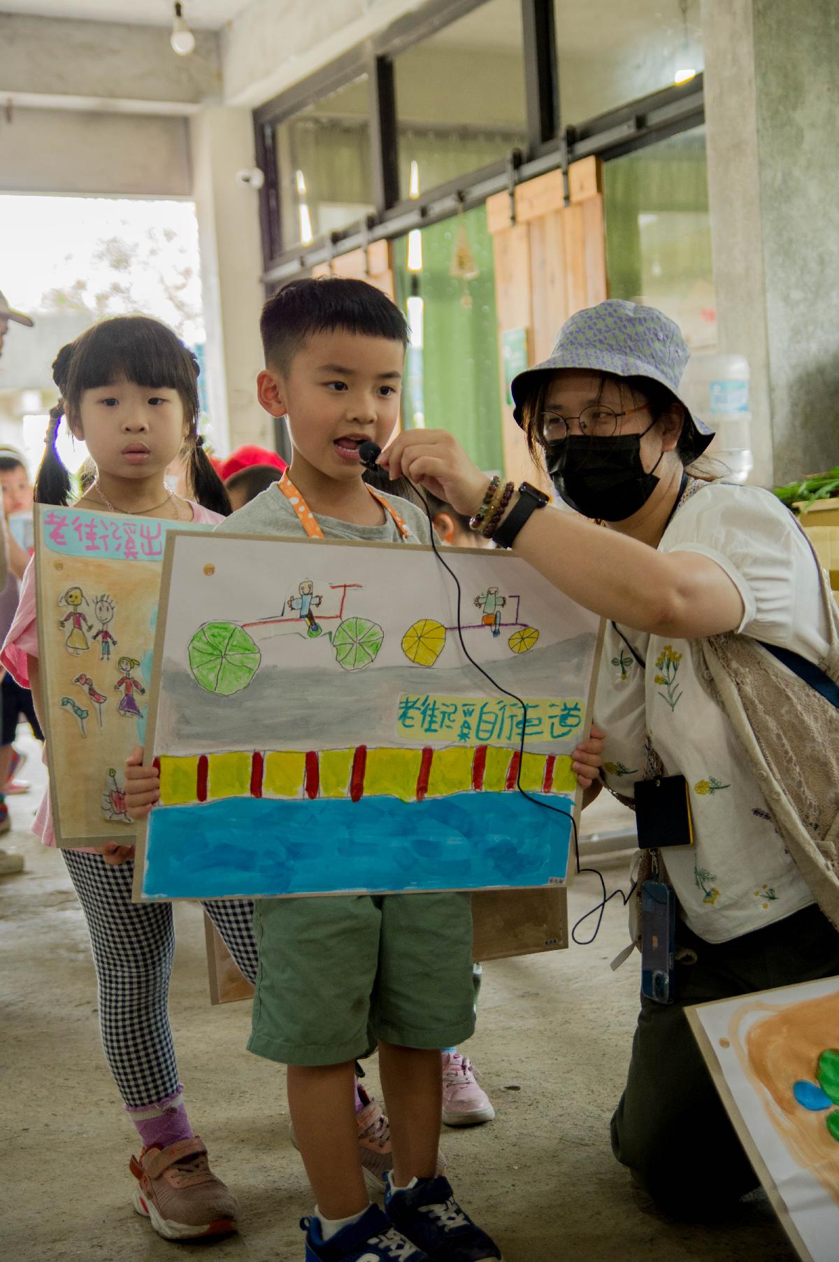 進行國際教育交流--講述老街溪的故事 (3)