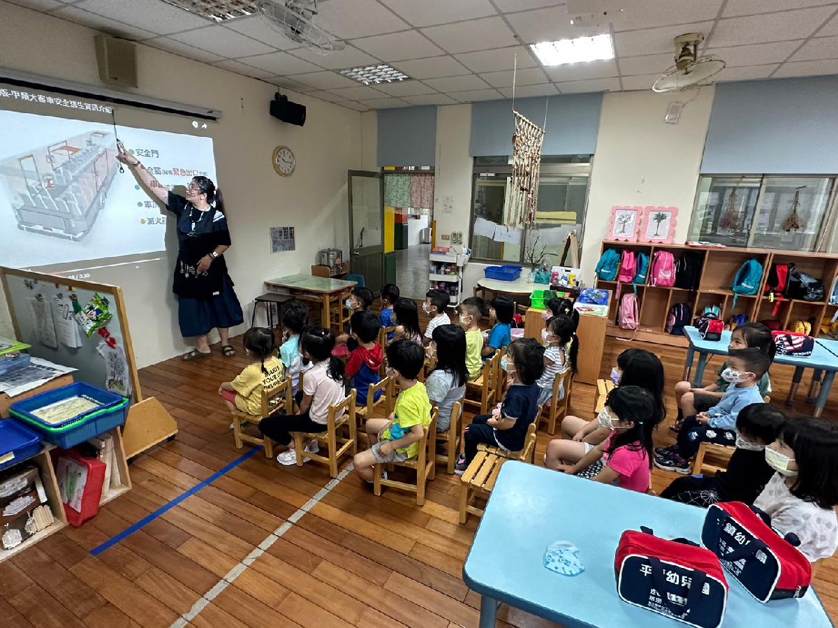 南勢分班戶外教學安全宣導及遊覽車安全宣導