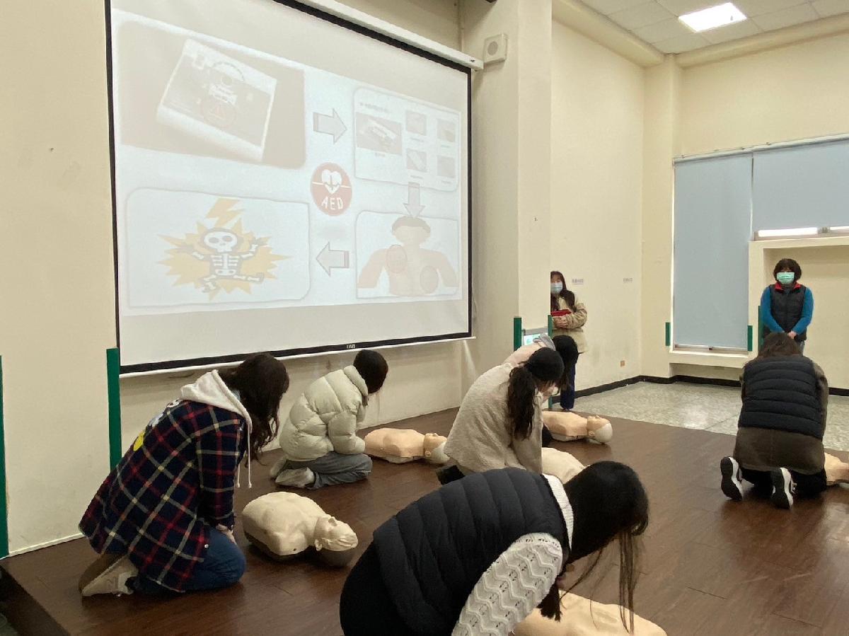 line_album_基本救命術_240129_12