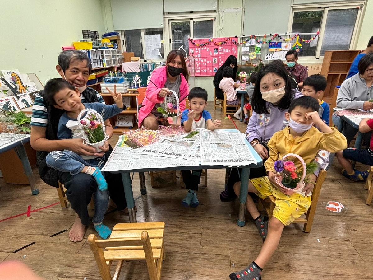 line_album_2024.05.01 感恩活動_240502_7