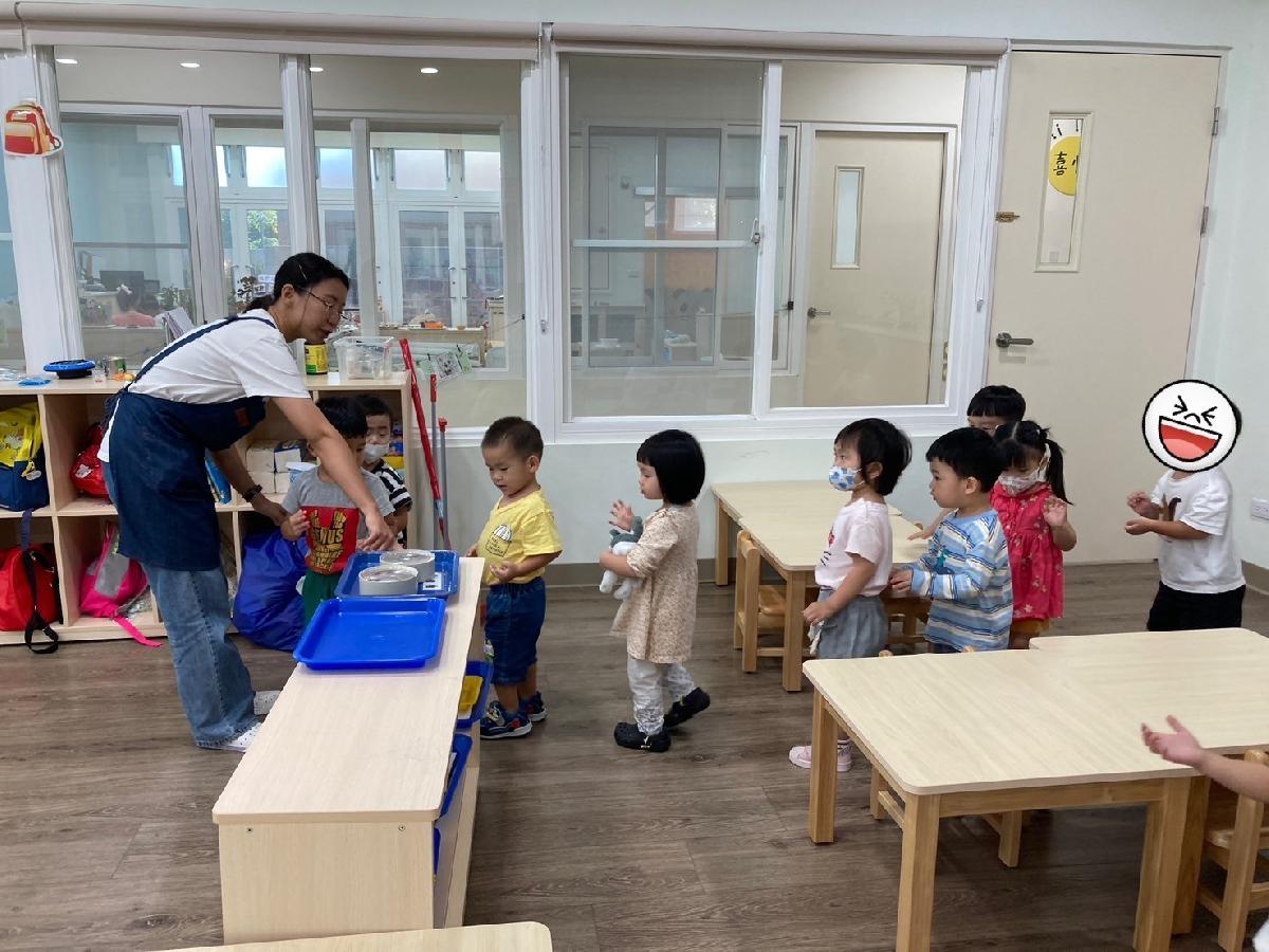 認識學習區的列車出發囉~這裡是美勞區！