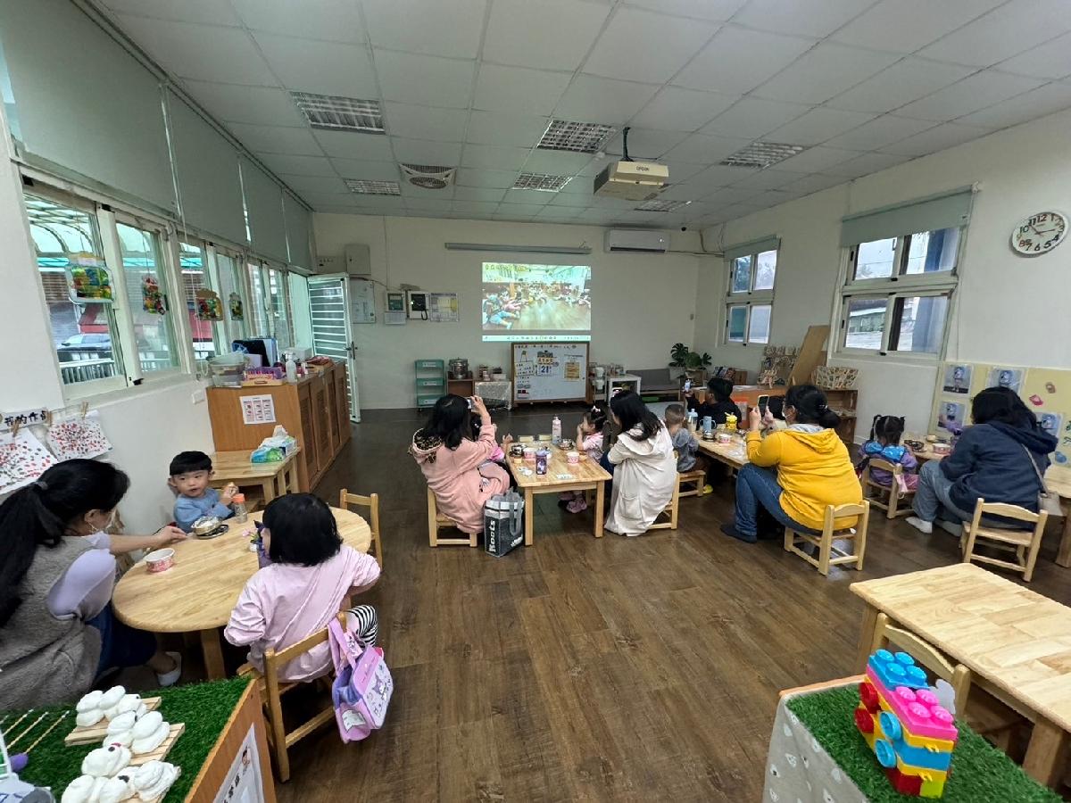 line_album_1131121親師座談照片-勇氣班、微笑班_241128_5