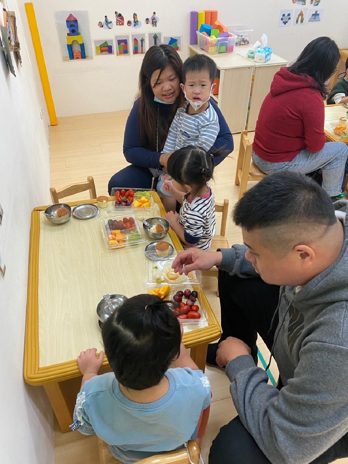 line_album_1128親師座談_241129_147