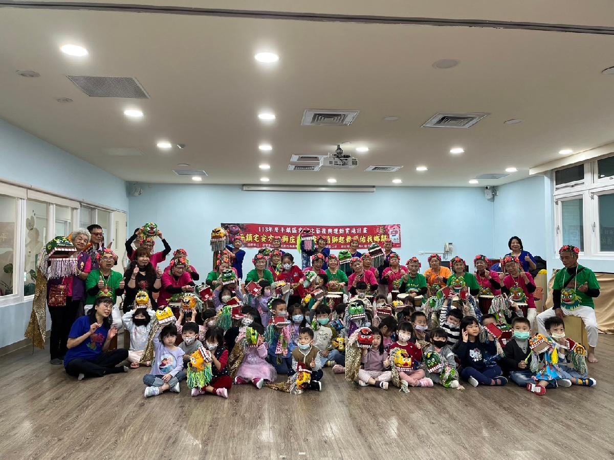 line_album_2024122義民方口獅庄頭展演_241203_21