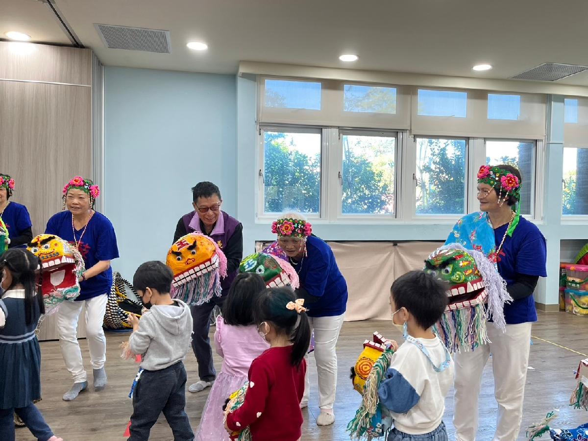 line_album_2024122義民方口獅庄頭展演_241203_19