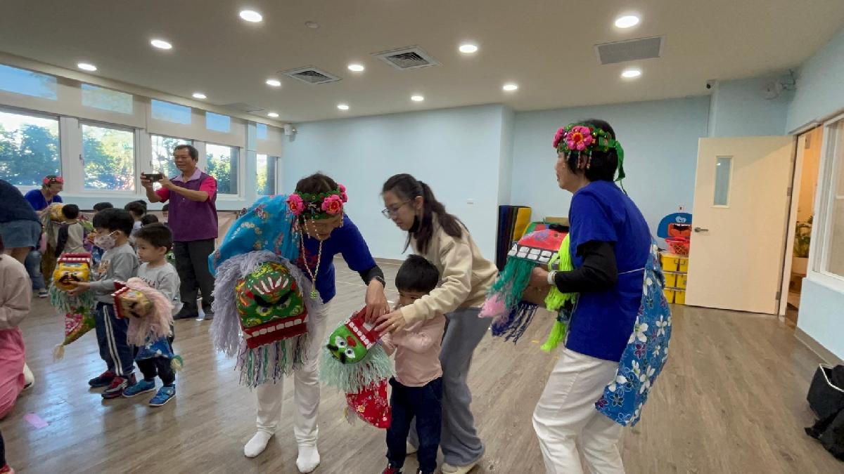 line_album_2024122義民方口獅庄頭展演_241203_12