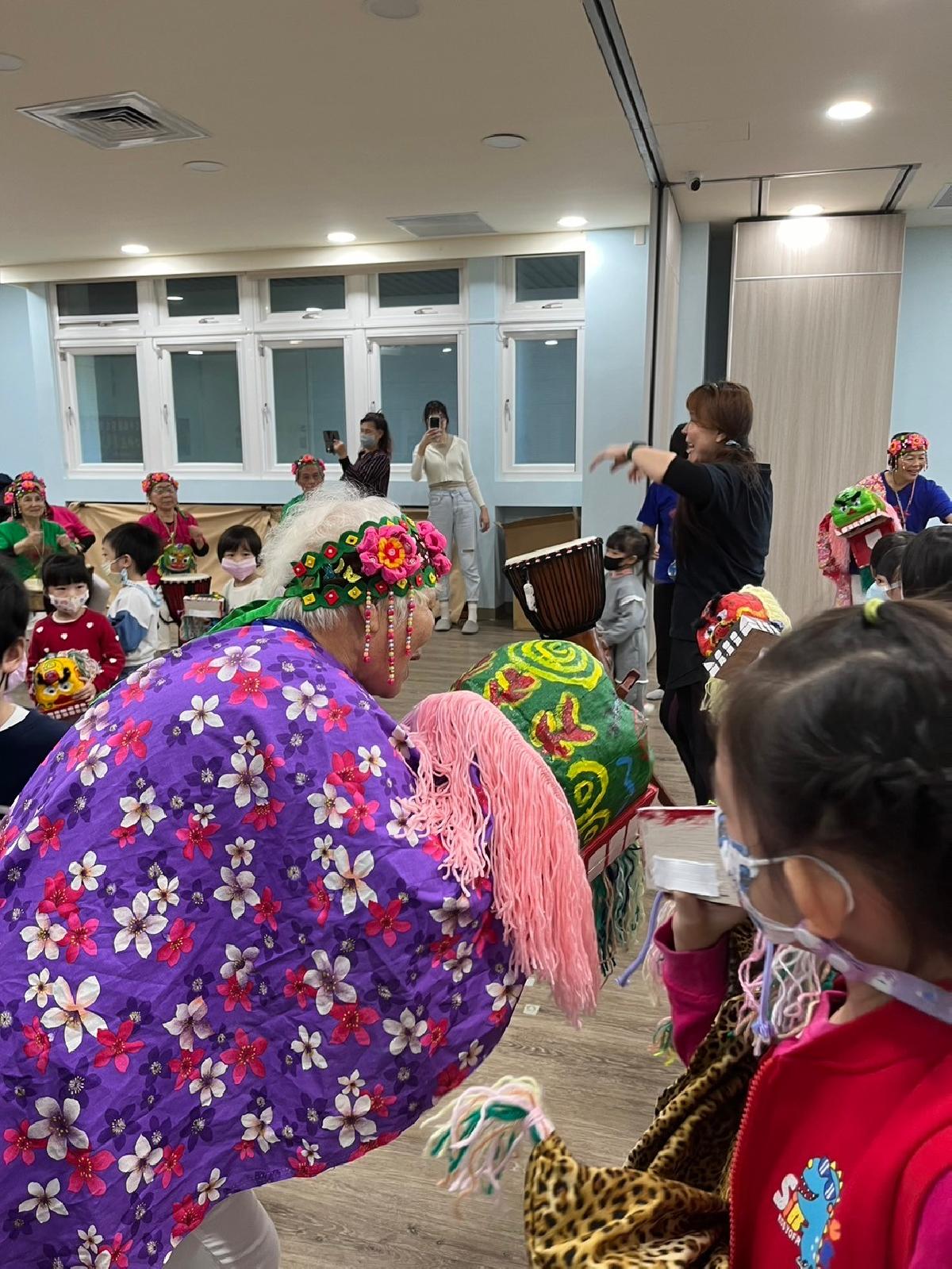 line_album_2024122義民方口獅庄頭展演_241203_11