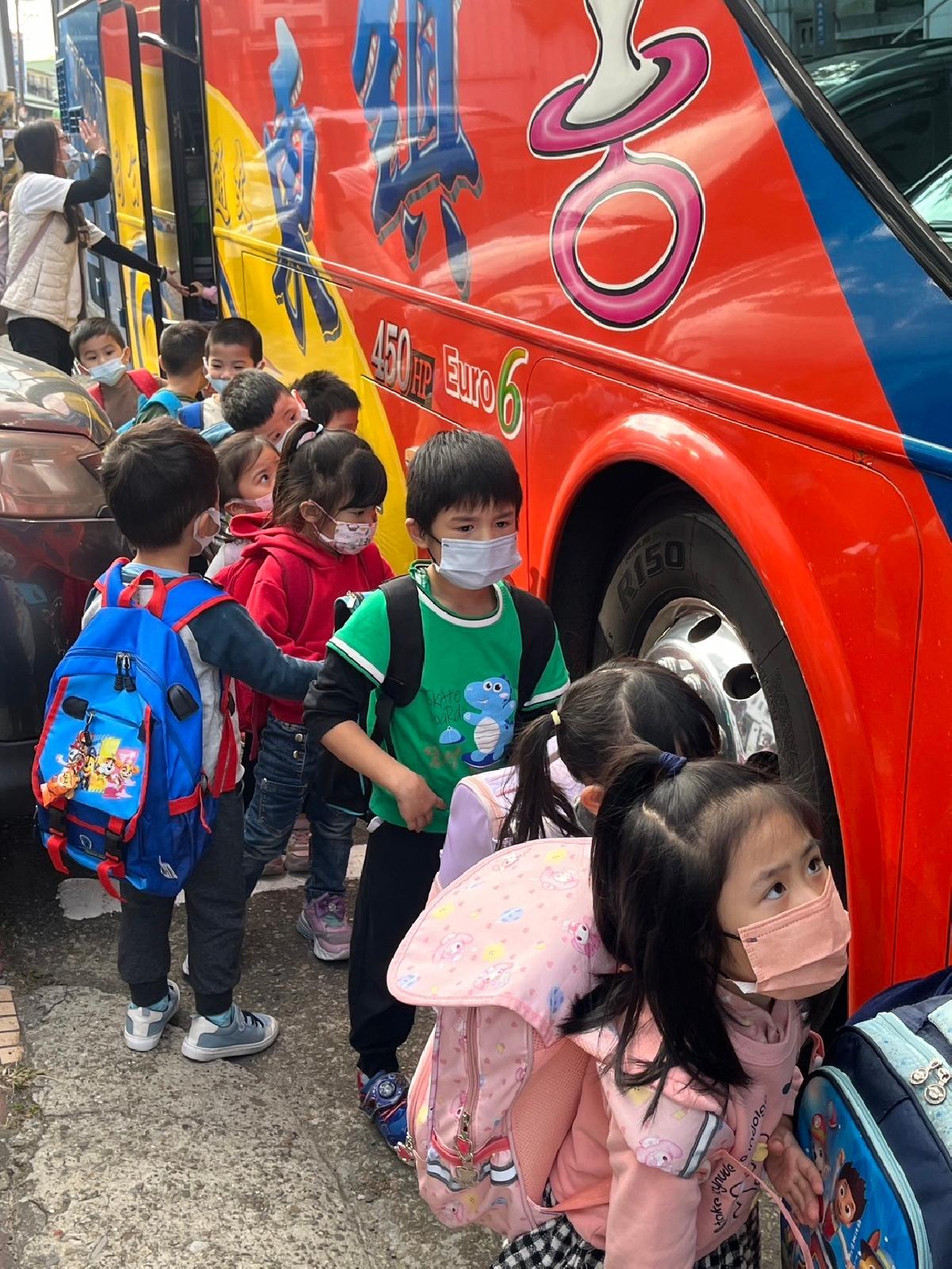 line_album_20241211_241211_3