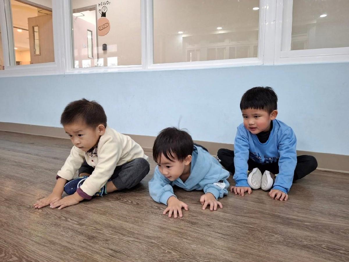 大肌肉活動時間結束～我們一起做緩和運動～