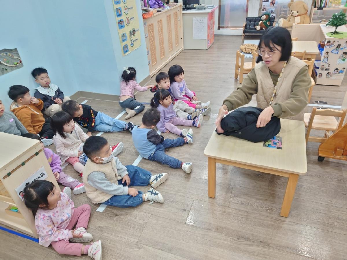 冬天到了~我們來練習摺外套，變成一顆小球球