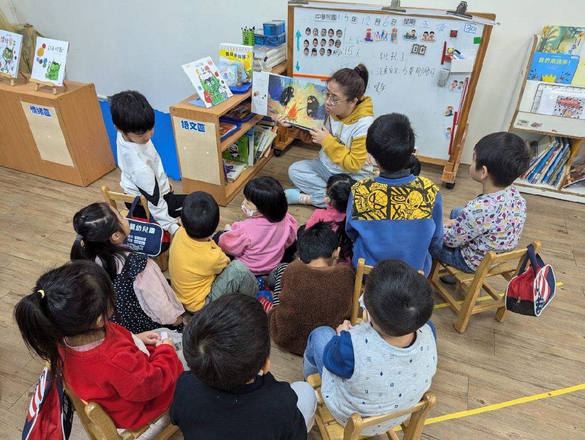 line_album_20241209 運動.團討.學習區_241209_143