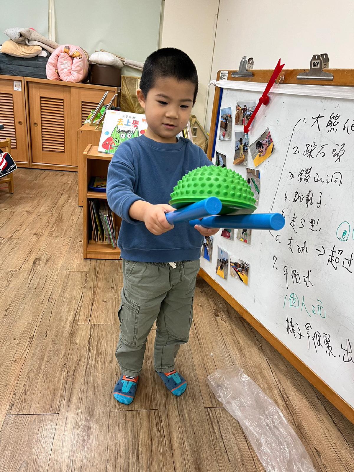 line_album_20241216運動.團討.學習區.剪刀_241216_234