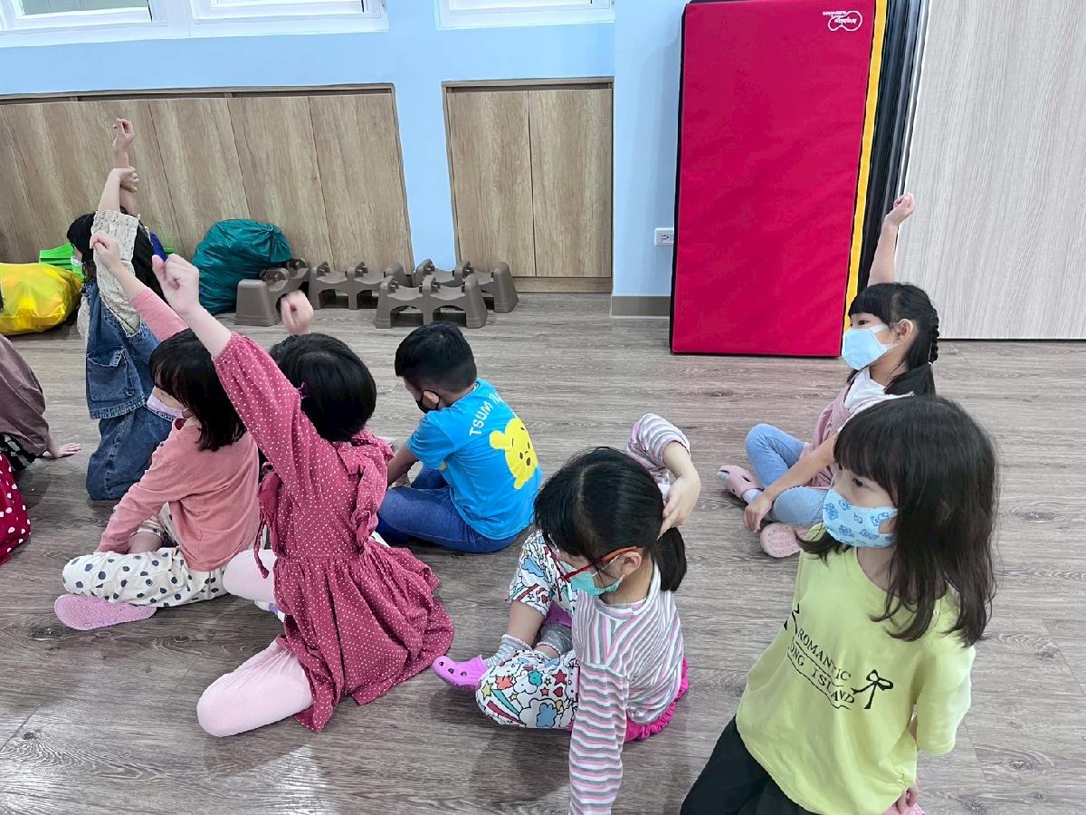 line_album_2025325_250328_77