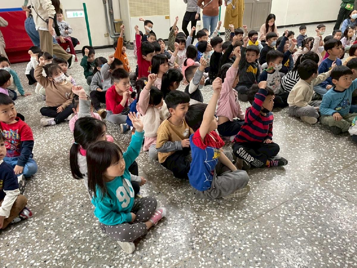 a8a4ca49-b454-4260-b403-4c7569799956