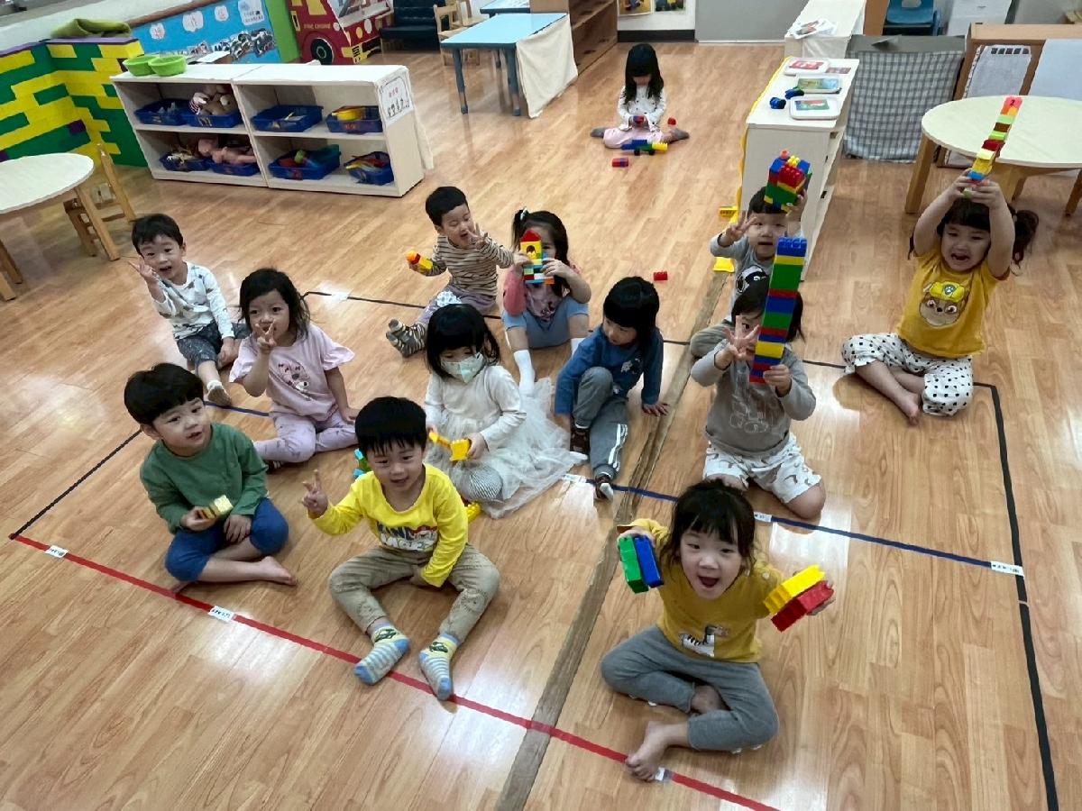 line_album_第十週活動照_250421_2