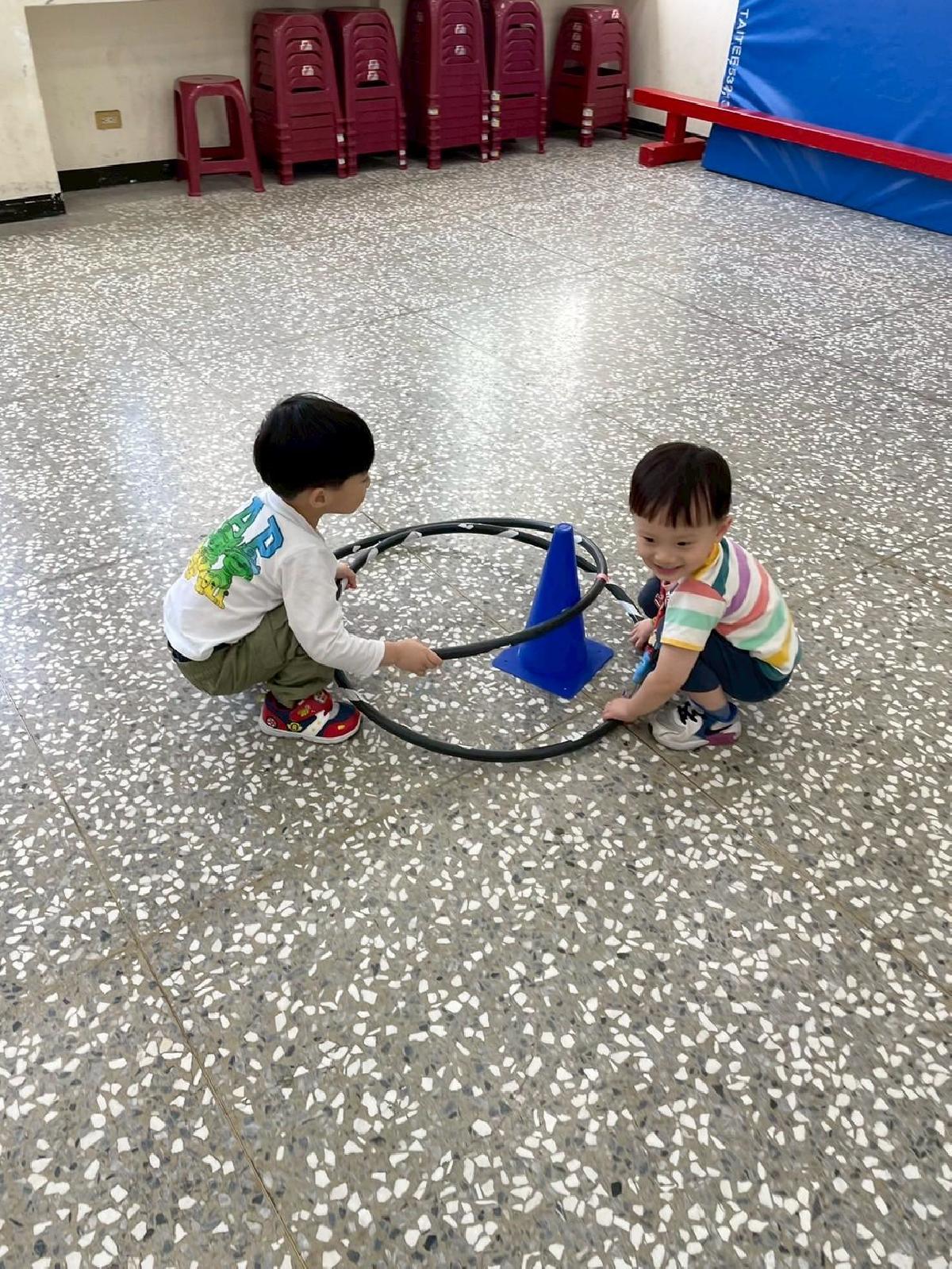 line_album_第十週活動照_250421_21