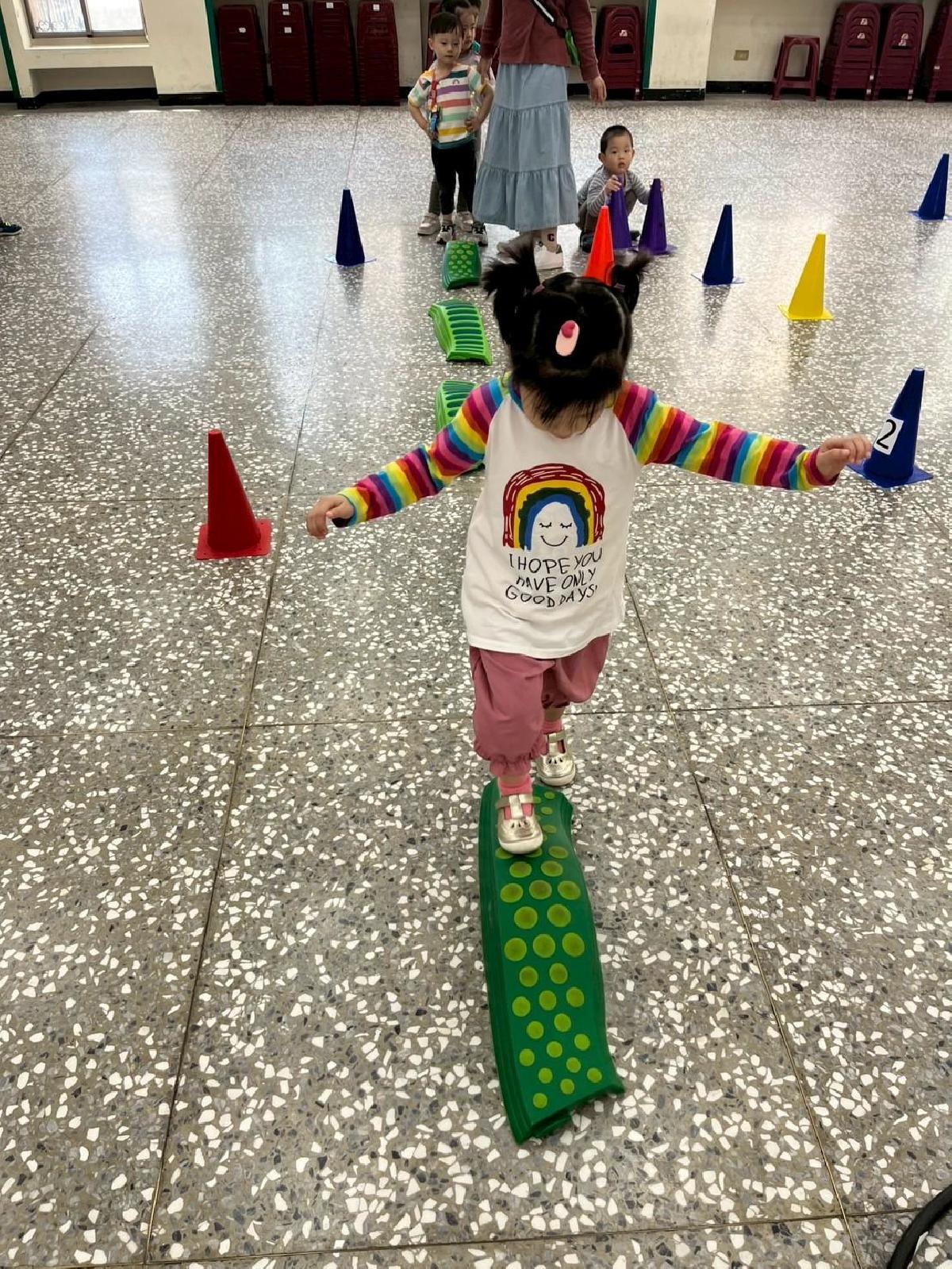 line_album_第十週活動照_250421_22