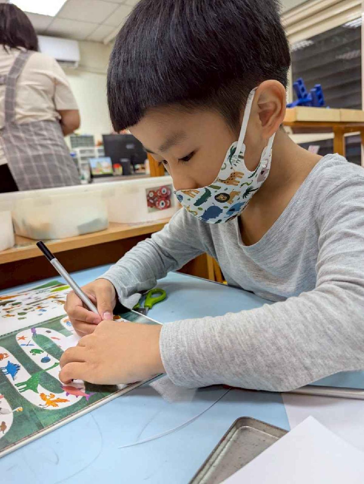 line_album_1140421東勢大肌肉-踢小布球套甜甜圈、推呼拉圈、主題-我的蔬菜湯蔬菜統計、摸神_250421_242