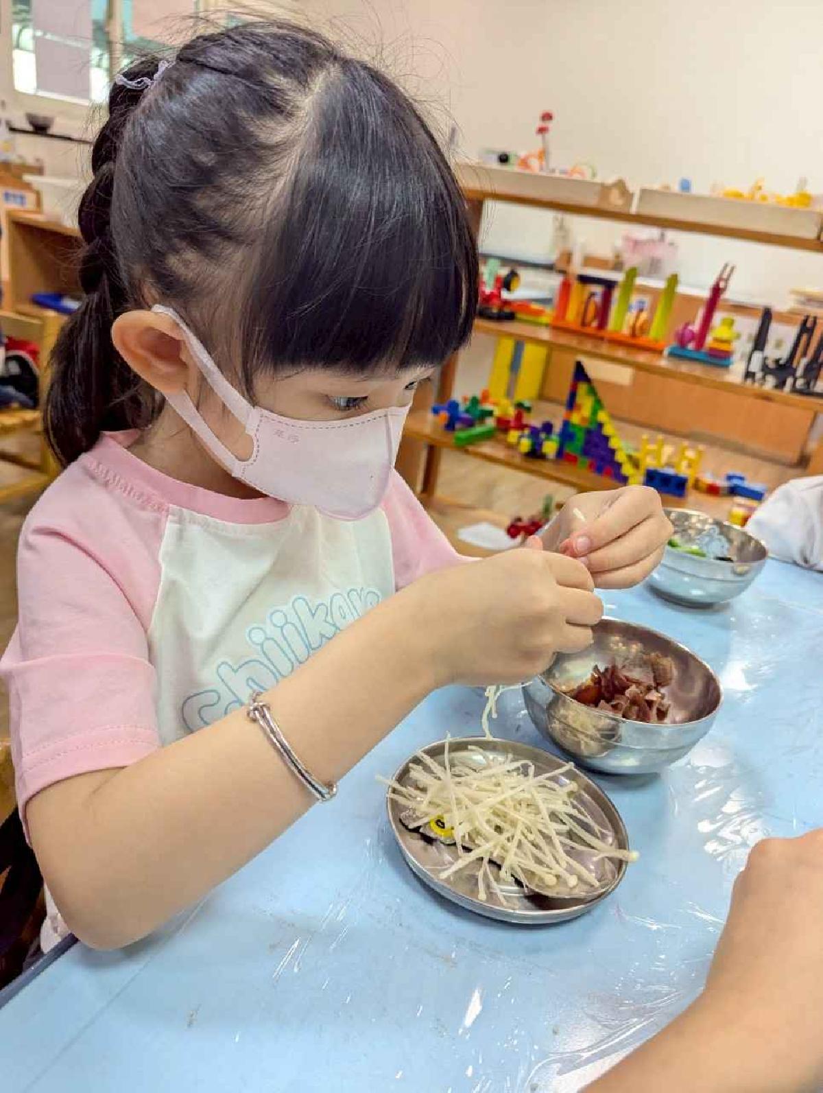 line_album_1140424創意蔬菜湯-撕碗豆、切木耳、削蘿蔔絲、剪金針菇、大肌肉-折返跑、自由拍_250424_80